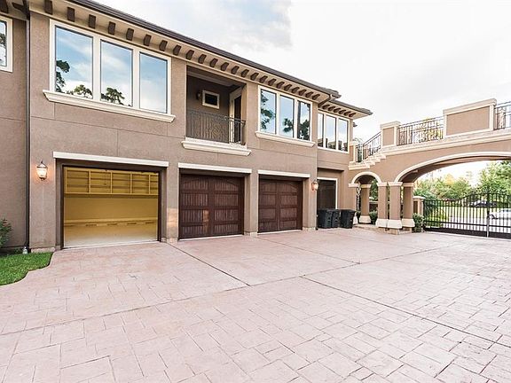 5th image of 8107 Michaels Crest Ln