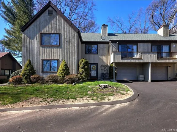 363 Navajo Lane #A, Stratford, CT 06614