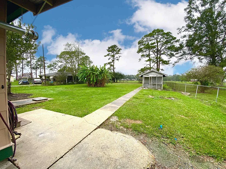 134 Highway 1005 — Photo 10
