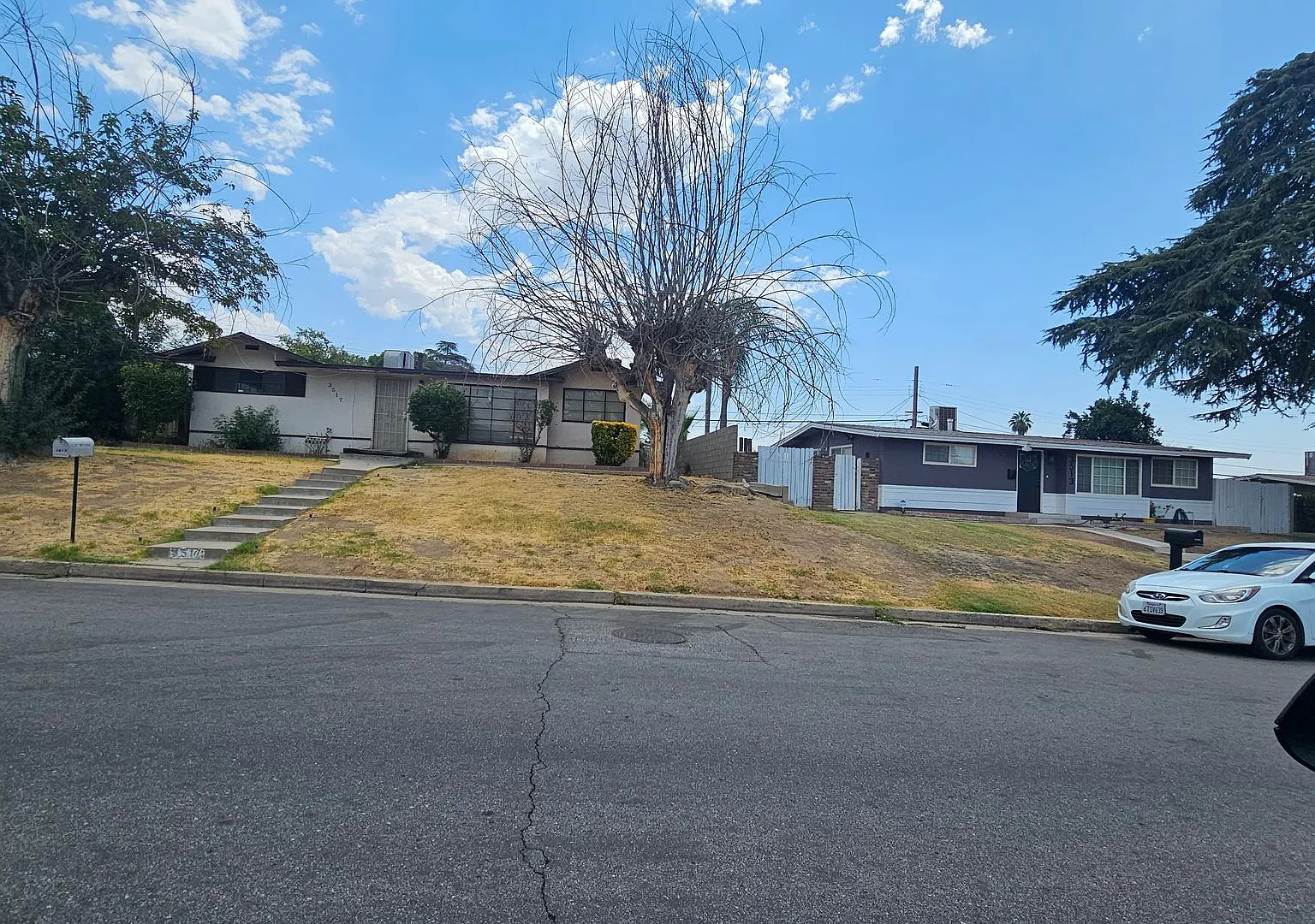 North East Bakersfield Home For lease — Photo 2