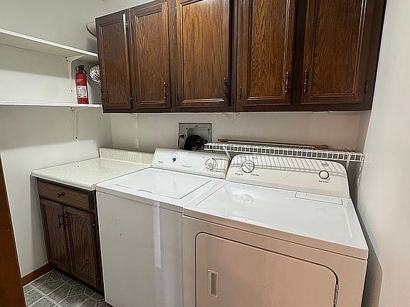 3rd image of 22 Shawnee Branch Rd