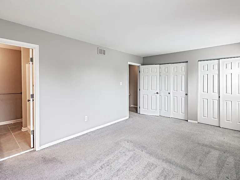 9 Arnold Pl — Photo 6