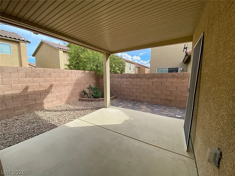8324 Bismark Sapphire St — Photo 16