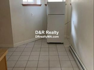 46 Mount Vernon St #1, Somerville, MA 02145
