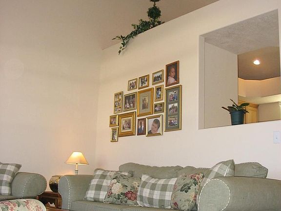 2nd image of 4059 W Pine Grove Way