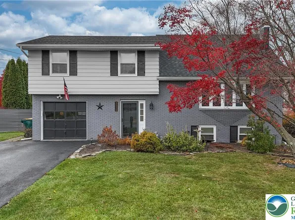 3530 Rocky Ln, Easton, PA 18045
