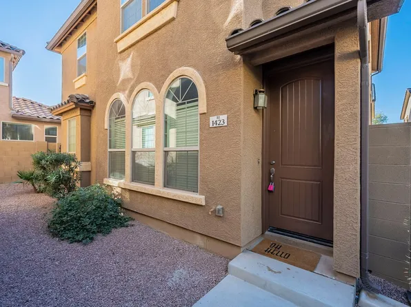 1423 S Moccasin Trl, Gilbert, AZ 85296