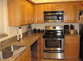 4433 N Stanton St APT 407, El Paso, TX 79902