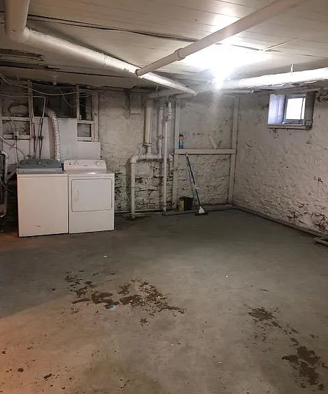 820 Vine St — Photo 13