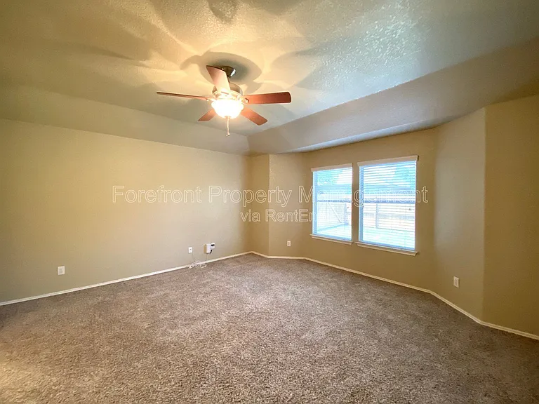 12647 Point Smt — Photo 31