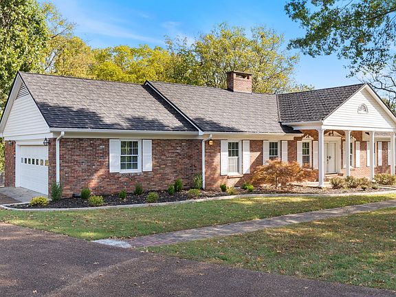 4th image of 575 Joyce Cir