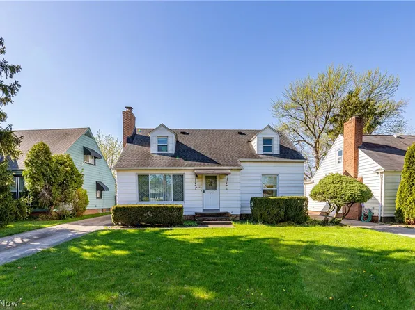 16455 Elderdale Dr, Middleburg Heights, OH 44130