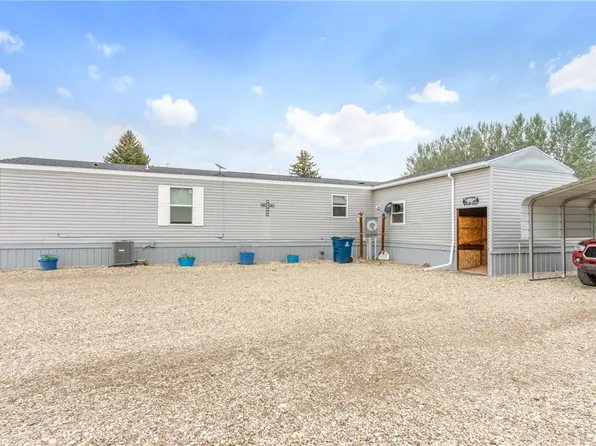 303 Gregg St, Ryegate, MT 59074