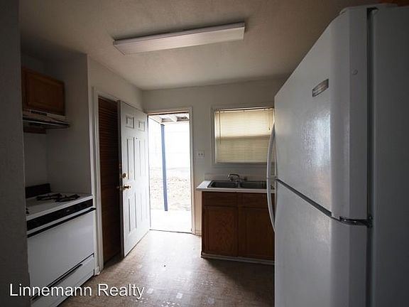 5th image of 1102 Williamson Dr