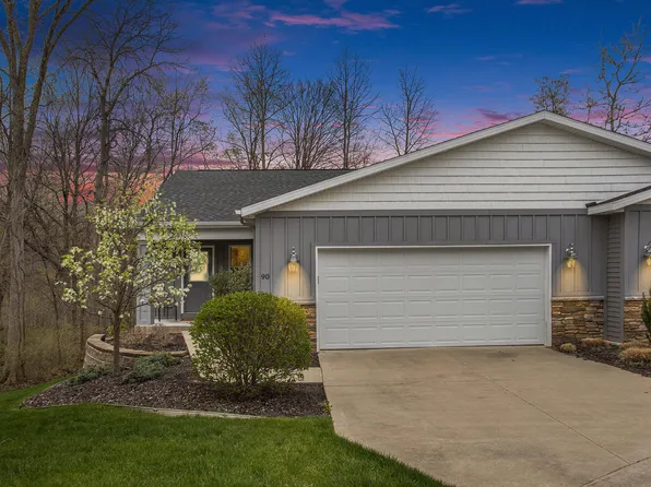 90 Brewer Park Cir, Grand Rapids, MI 49548