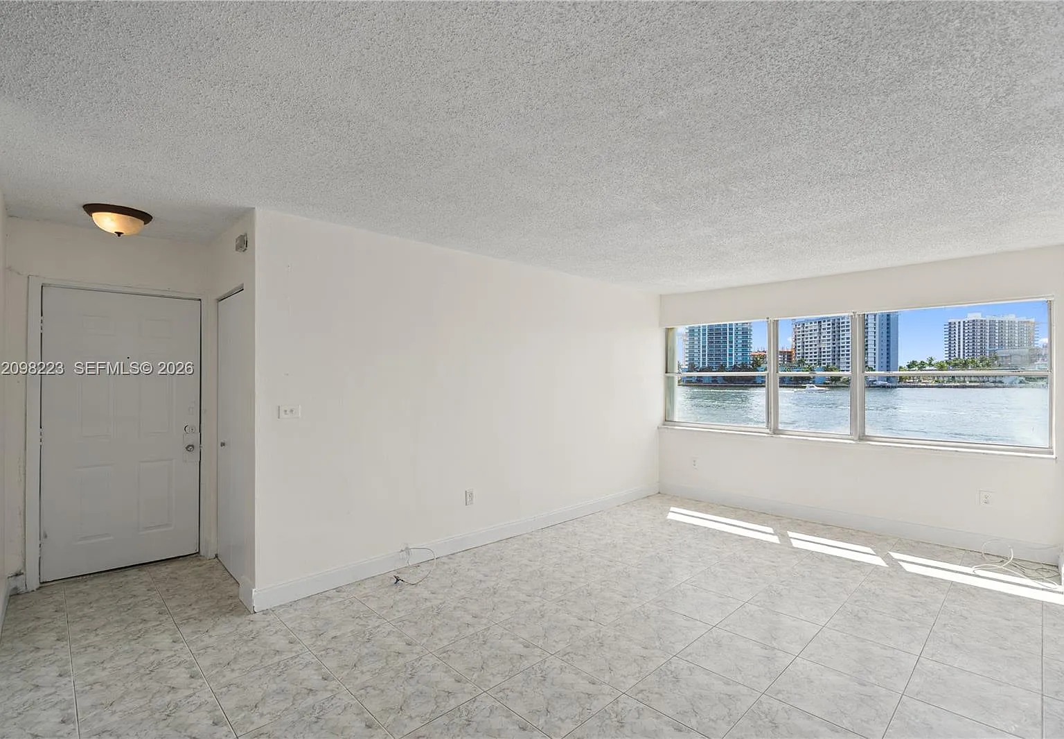 2150 Bay Dr — Photo 3