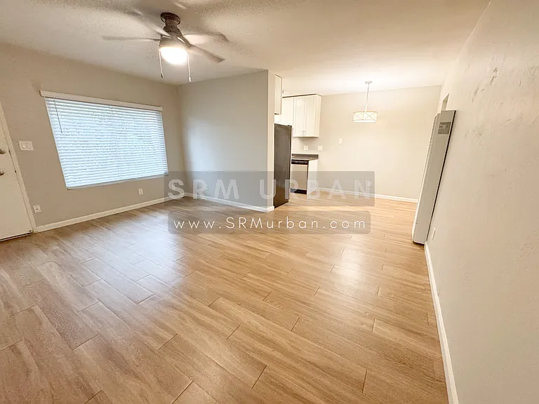2870 Broadway #8 — Photo 8