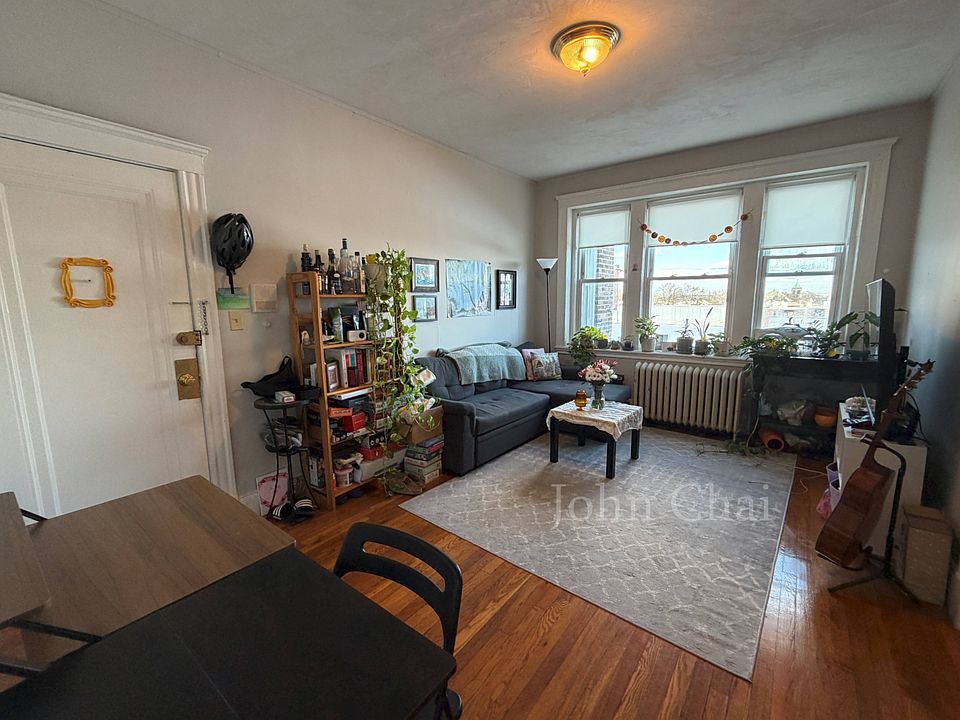 1st image of 225 Kelton St APT 14