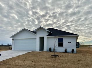 510 Raegan St, Prairie Grove, AR 72753