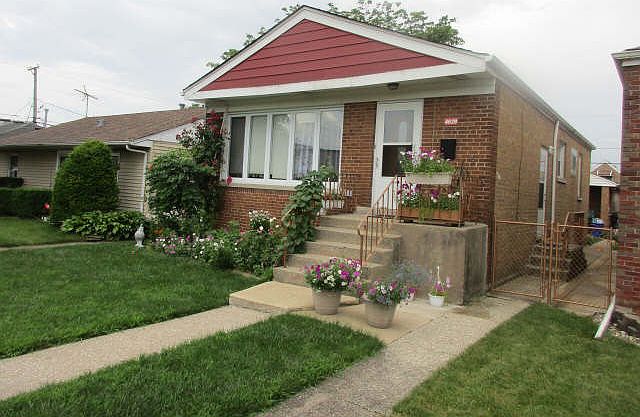 1st image of 4628 Winchester Ave