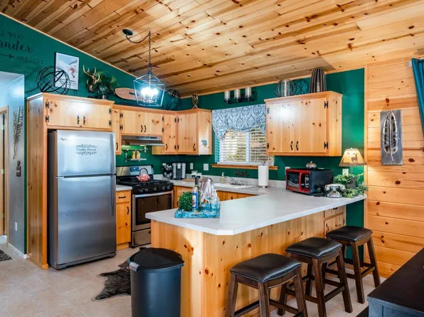 29677 Alpine Dr, Long Barn, CA 95335