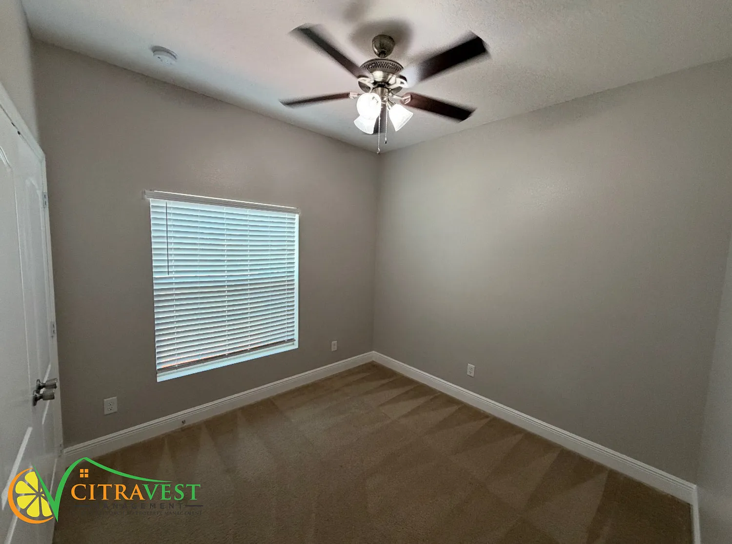 Gorgeous 2019 4B/2B in Poinciana! — Photo 4