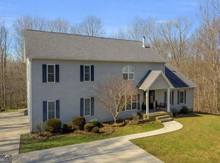 141 Shadow Walk Dr, Mount Airy, GA 30563