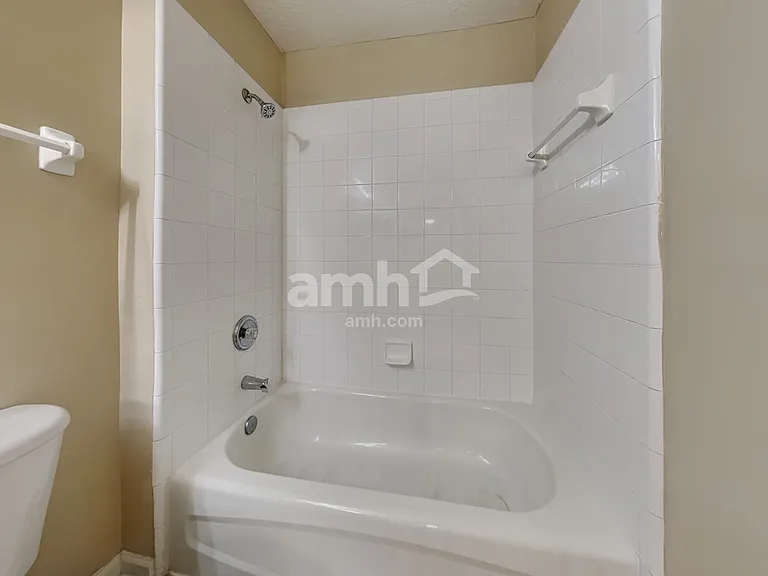 13839 Victoria Lakes Dr — Photo 17