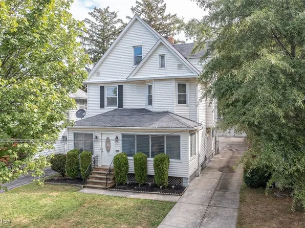 1345 Cove Ave, Lakewood, OH 44107