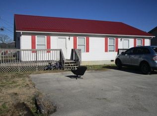42 Magnolia Dr, Stanton, KY 40380