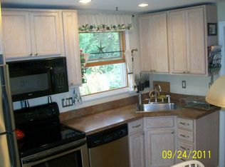 124 Juniper Rd, South Kingstown, RI 02879