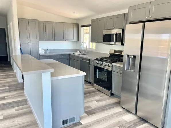 63136 Sunny Sands Dr, Joshua Tree, CA 92252