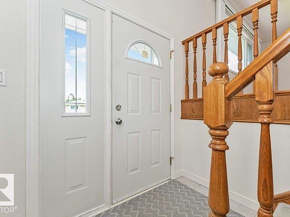 3rd image of 9416 68a St NW