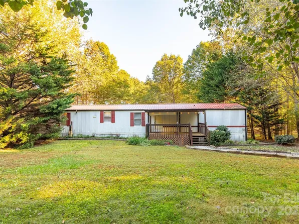 190 Carrs Ct, Mooresboro, NC 28114