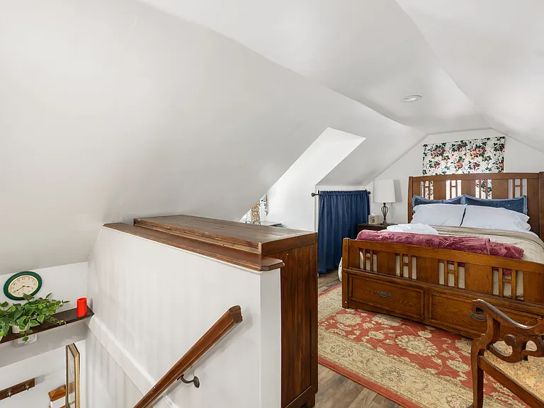 3158 Moody Ave — Photo 35