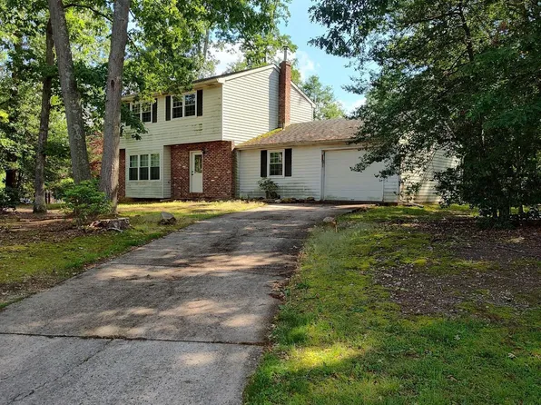 1 Doris Dr, Pittsgrove, NJ 08318