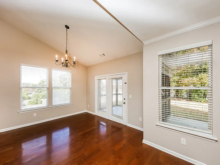 4550 Black Hills Dr NW — Photo 7