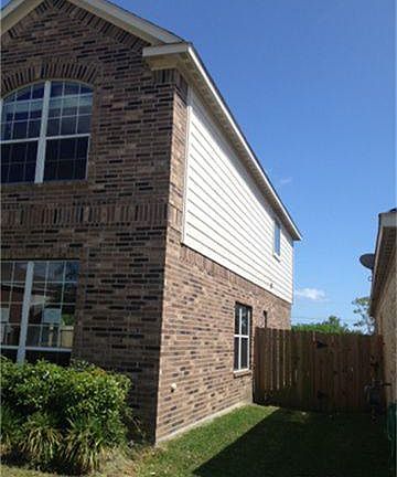 4th image of 9525 Blue Bonnet Dr
