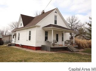 405 E Elm St, New Berlin, IL 62670