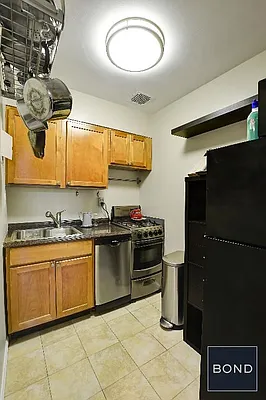 Rented by Bond New York | media 21