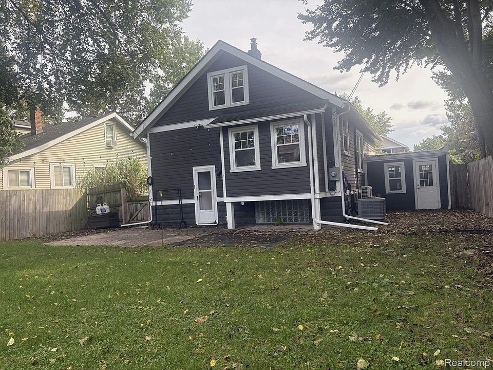 205 University St, photo 27