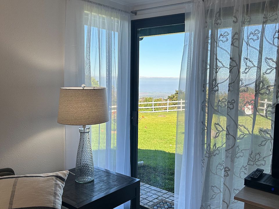 North Shore and ocean view.