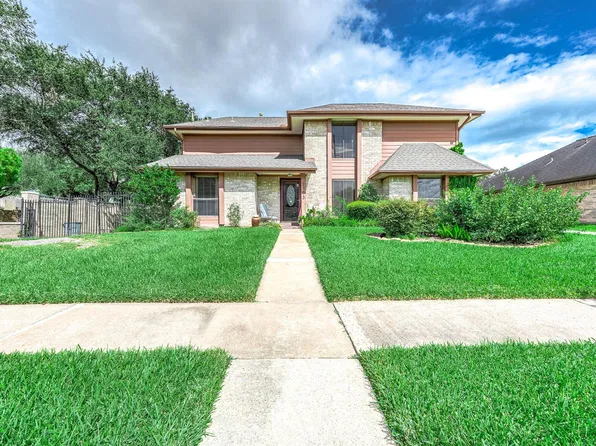 2703 Planters St, Sugar Land, TX 77479