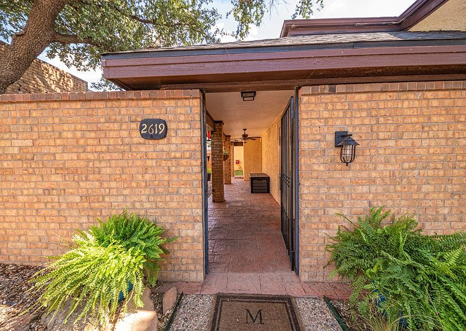 1st image of 2619 Noel Ave