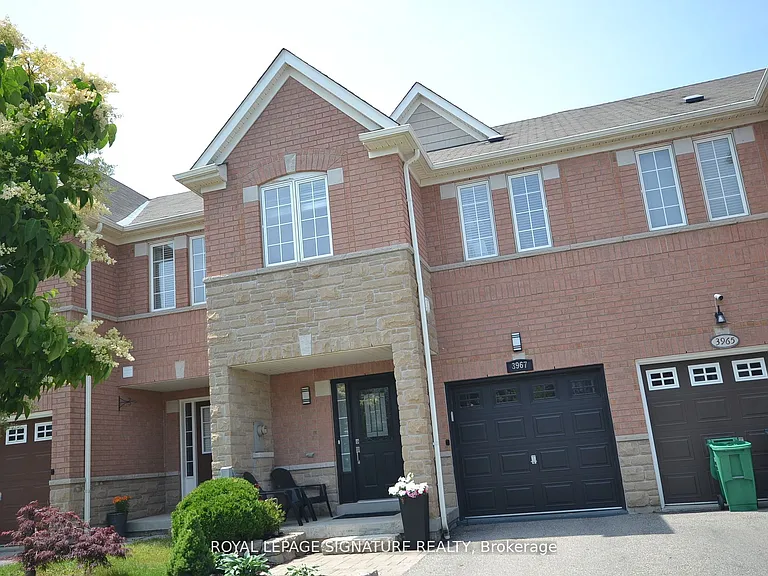 3967 Stardust Dr — Photo 1
