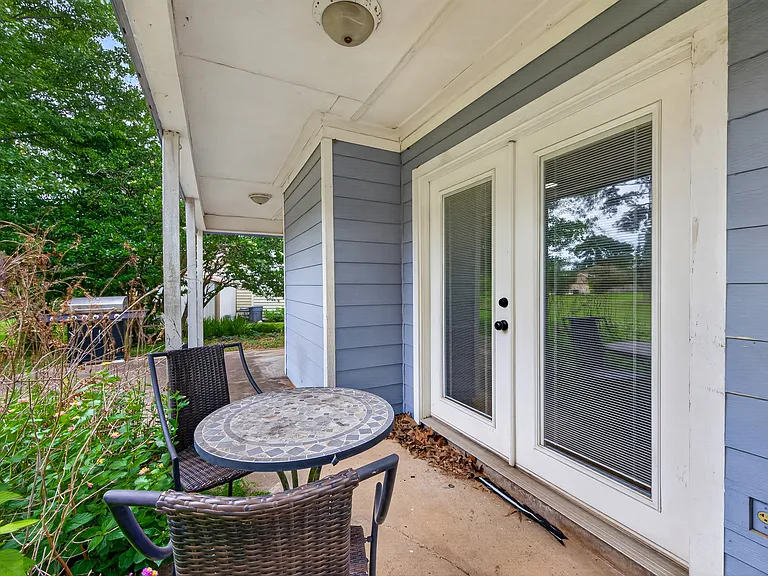 12079 Maverick Dr — Photo 37