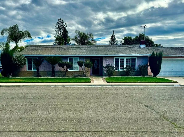 810 Rayser St, Kingsburg, CA 93631