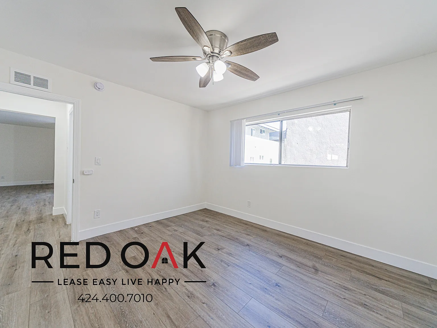 ~Low Deposit~ Charming One Bedroom With Lots Of Natural Light, On-Site Laundry, And Parking Inclu... — Photo 3