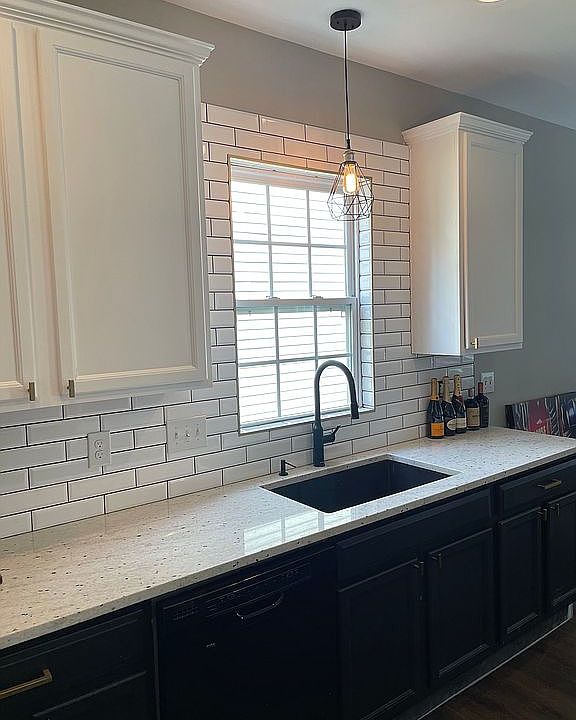 2nd image of 8013 Baylis Dr