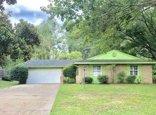 1123 Sunset Dr, Daingerfield, TX 75638